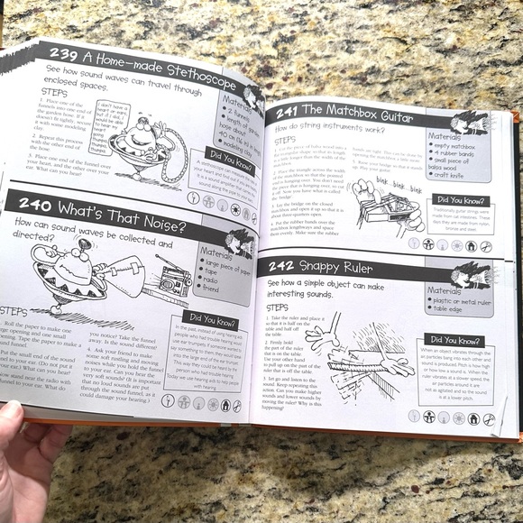 Science Experiments Book - Picture 2 of 4